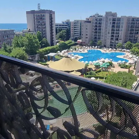 Royal Sea B
