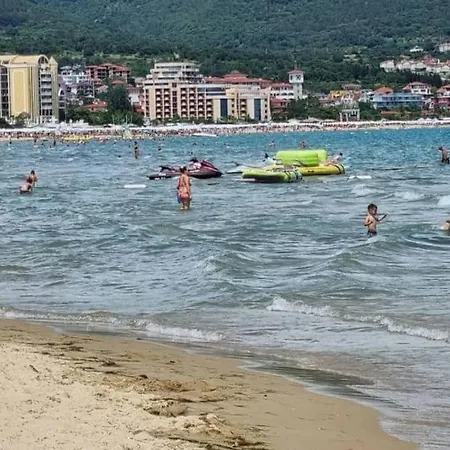 Royal Sea B Slantschew brjag